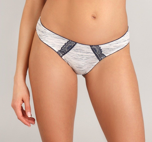 1740 Női bugyi Lupoline