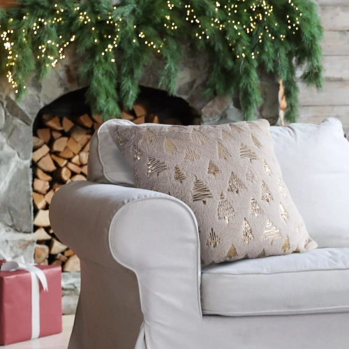 Chp 193 Eurofirany karácsonyi párnahuzat arany karácsonyfával bézs színben - elegáns karácsonyi dekoráció