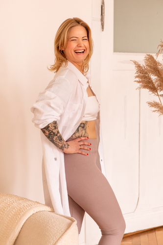 3411D/F Marija leggings - bordázott, magas derekú, 97% pamut, mindennapi stílus és kényelem - piszkos lila