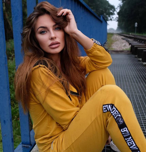 619 New York Forex női tréningruha - méz