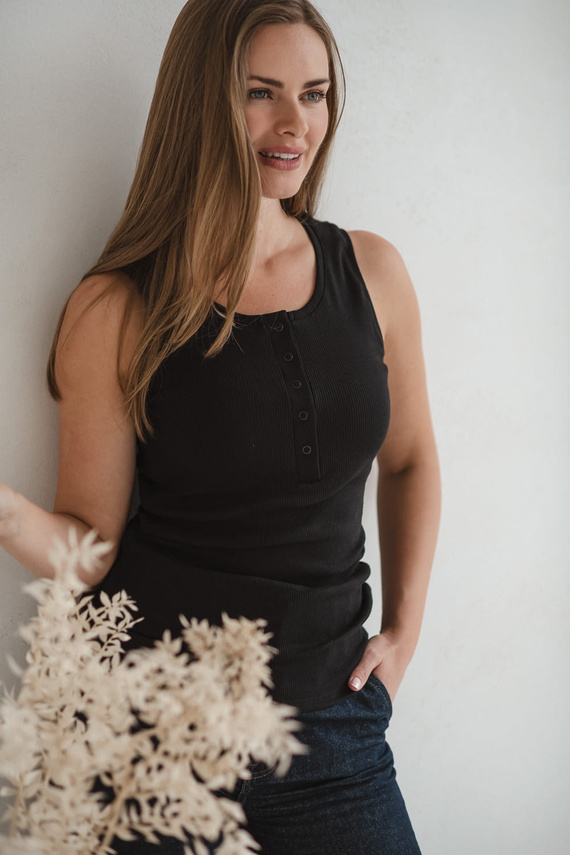 Tummy Terhesség és szoptatás póló - bordázott, pánt nélküli Milk&Love fekete