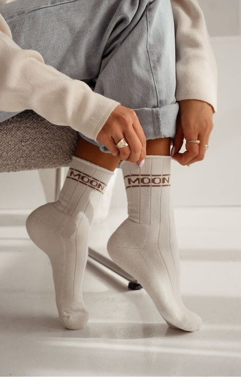 0071-009 Unique Női zokni Milena ekrü - pamut, fél frottír