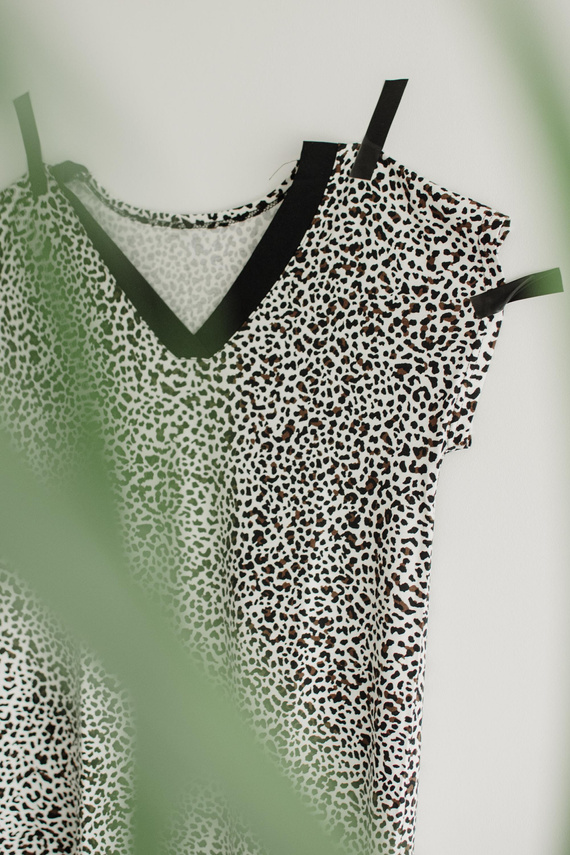 853 Kendall De Lafense - Panther viszkóz hálóing - ekrü színű terepszínű