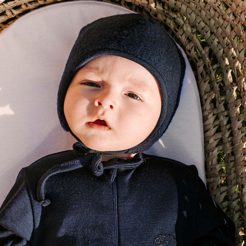 Merino Tiered baby sapka Eevi tengerészkék - 100% merinó gyapjú, hőszabályozás