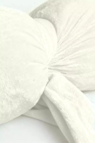 Karácsonyi Cocard párna 40x23 Spod Igły i Nitki - krémszínű bársony párna, Öko-Tex tanúsítvánnyal