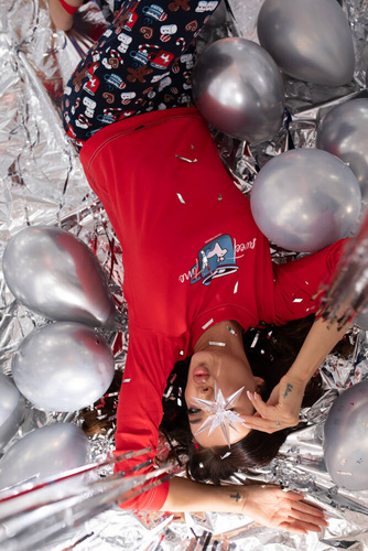 Makala Női hosszú ujjú pizsama és hosszú nadrág Italian Fashion - piros/print