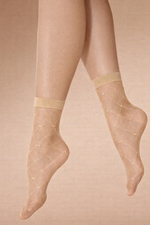 Knittex Hold 20 den női bokazokni – geometrikus mintás zokni naturel