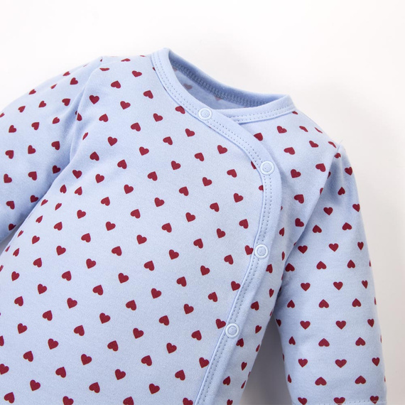 Eevi Love baba body kék szívecskékkel 100% pamut, teljesen nyitható