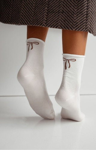0200-193 Női zokni masnival Milena ekrü-pamut bordás zokni