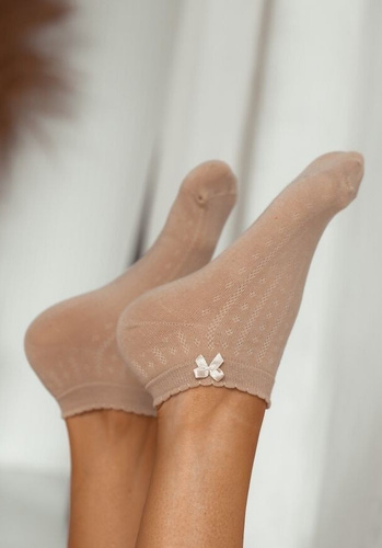 0859 Női lábfej masnival Milena - stílus és kényelem - bézs színben