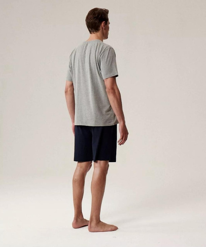 Férfi pizsama NMP-396 - szürke, tengerészkék és pamut, rövid ujjú, könnyű és kényelmes nyárra