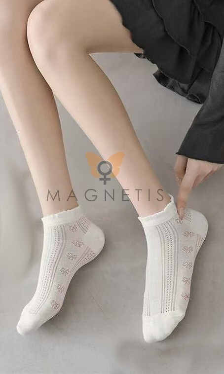 Magnetis CC-251102 női pamut titokzokni ecru finom mintával
