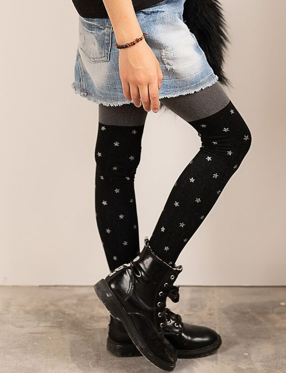 Twilight harisnyanadrág 2527 Knittex 50 den - fekete, ezüst csillagmintával | Divatos és elegáns