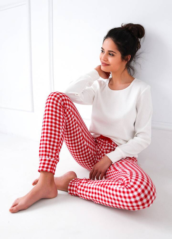 Sensis Perfect női pizsama - krém és piros színben