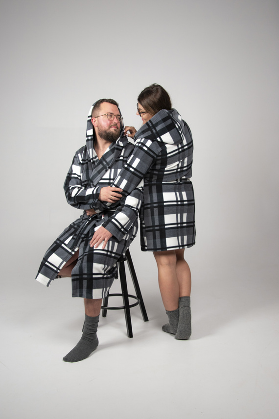 034 Takaró kapucnis férfi fürdőköpeny De Lafense - Meleg, puha, prémium kényelem | Ideális otthonra és fürdőszobába