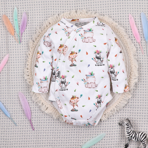 ABN-5531 Nini Happy Animals borítékos bodysuit bio pamutból csecsemőknek - nikkelmentes záróelemek, 100%-os biztonsággal