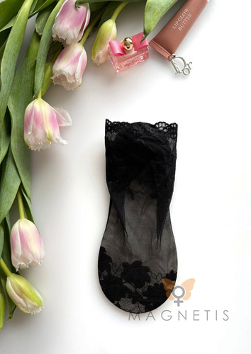 Magnetis GC-251133 női csipkés zokni virágmintával és pamut talprésszel black