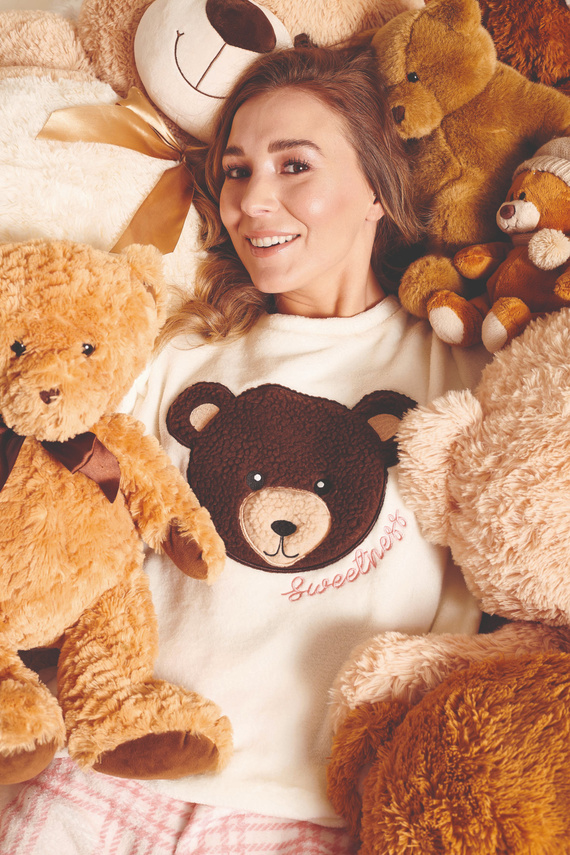 Madlen Női pizsama Sorbetto ecru - fleece, mackó hímzéssel és kockás nadrággal