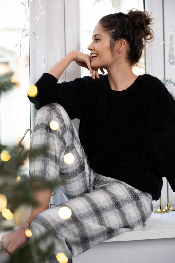 Meredith Sensis női pizsama - fekete