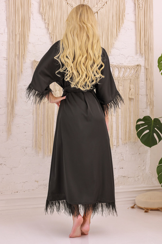 Diva Podomka Kalimo - szatén tollakkal, elegáns és érzéki, fekete színben