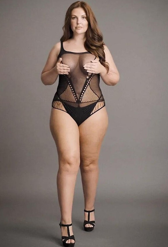 Body DES018 Le Désir érzéki body geometriai kivágásokkal