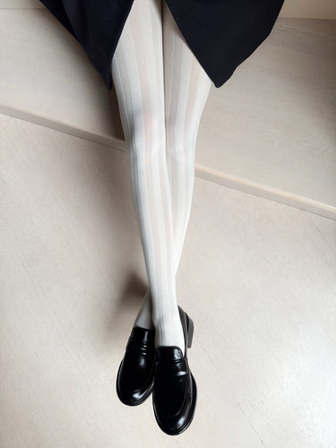 Veneziana Linea Arte 40 den harisnya - mikroszálas, divatos csíkos mintával